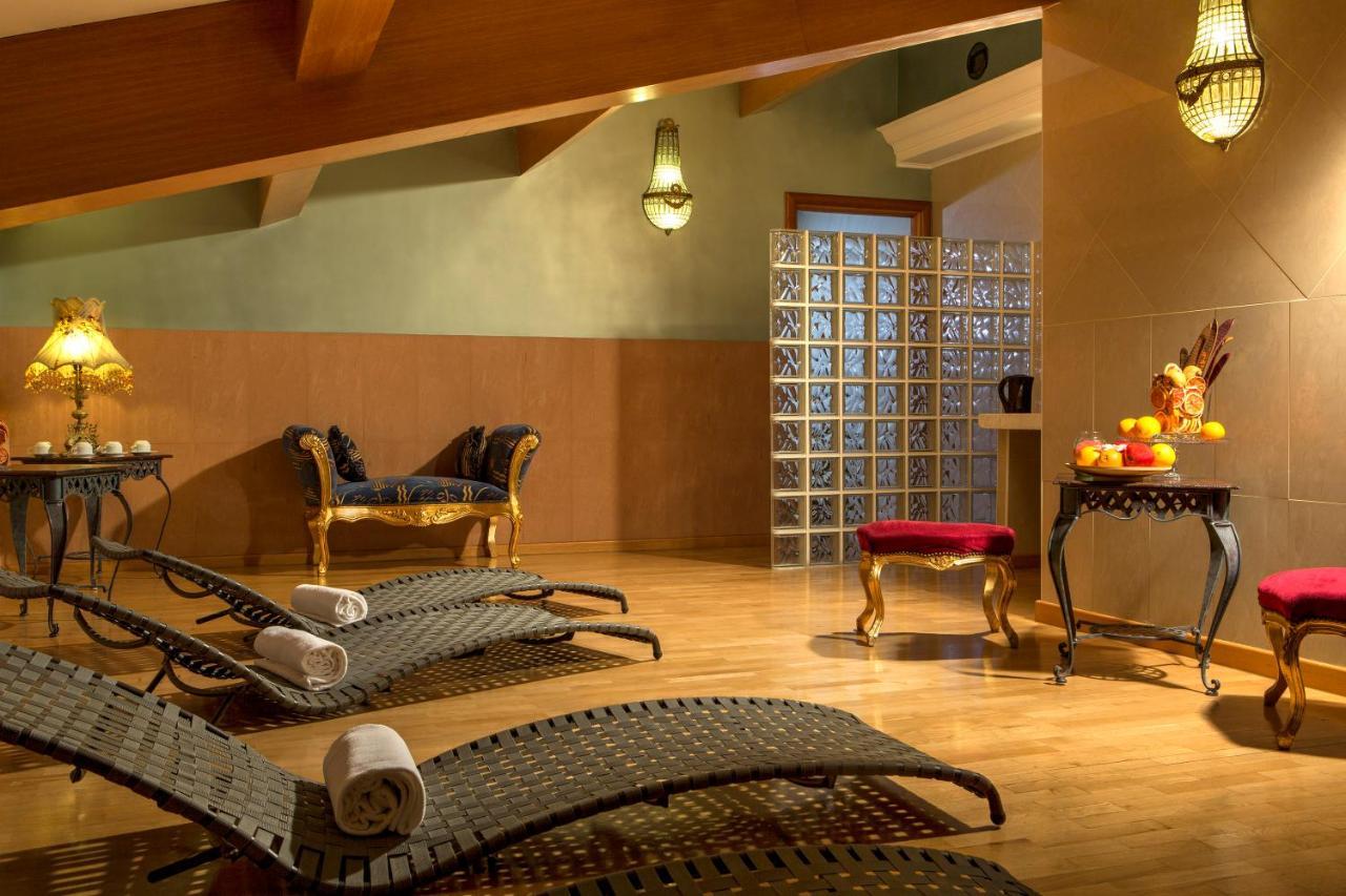 Golden Tulip Piram Rom